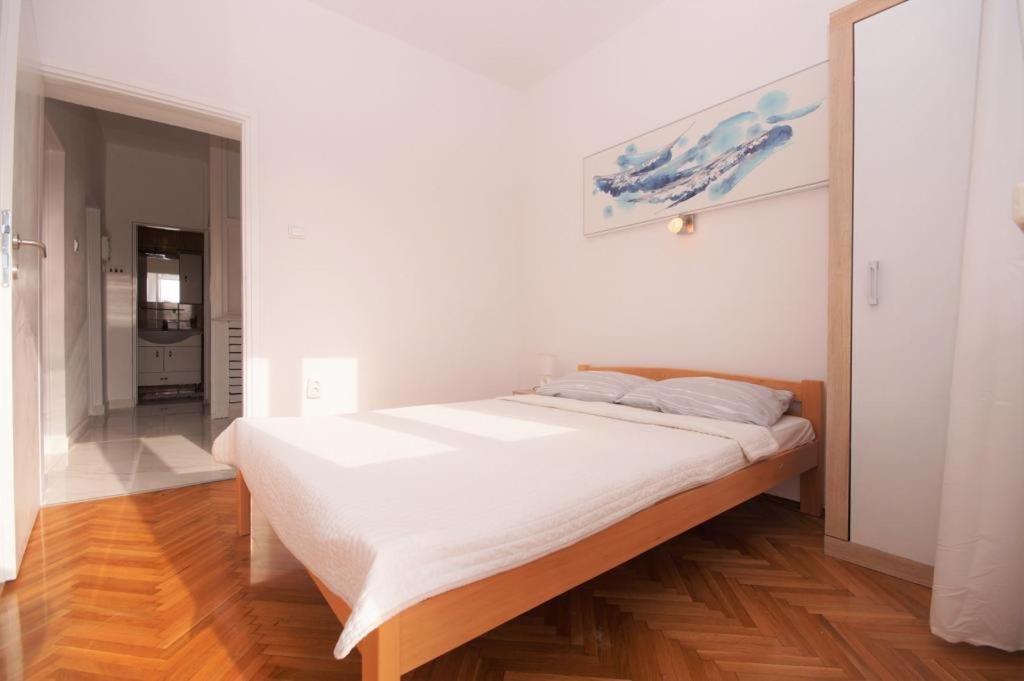 Apartment Deni Pula Exterior photo