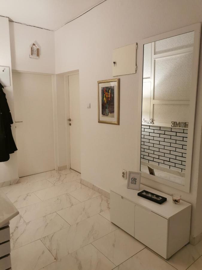 Apartment Deni Pula Exterior photo