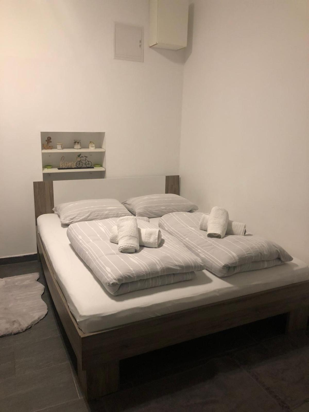 Apartment Deni Pula Room photo